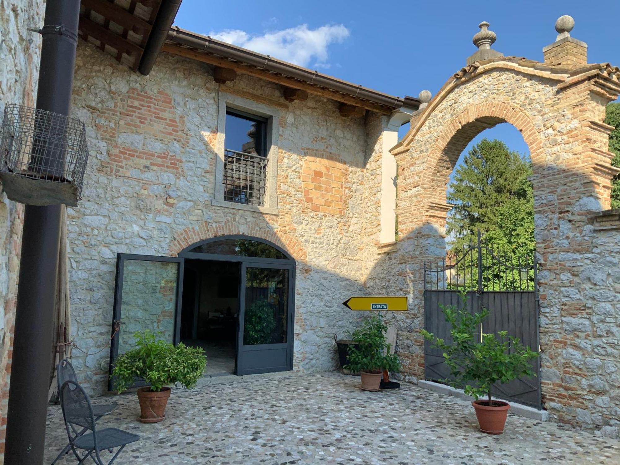 Borgo Palazzo Steffaneo San Vito al Torre Exterior foto